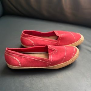Mia Amore Cherry Red Slip-On Shoes- Women’s Size 11